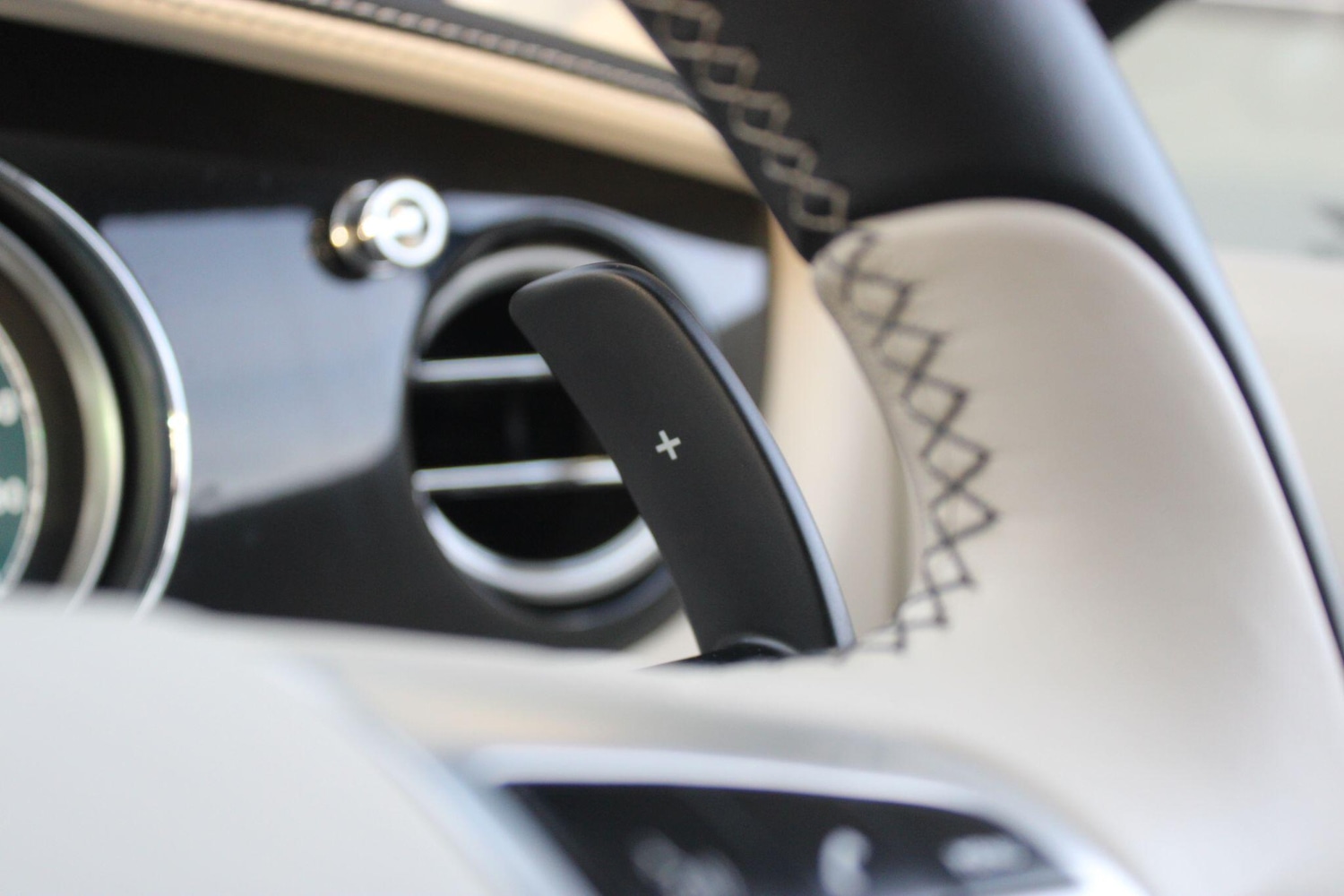 Used Bentley Continental 2014 for sale - 76371103: Photo 38