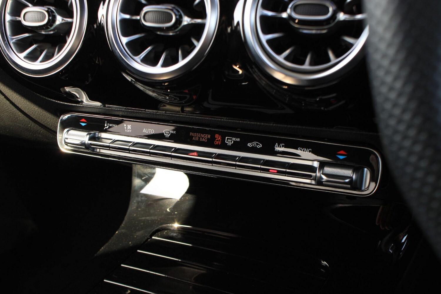 Used Mercedes-Benz CLA 2023 for sale - 78170875: Photo 22