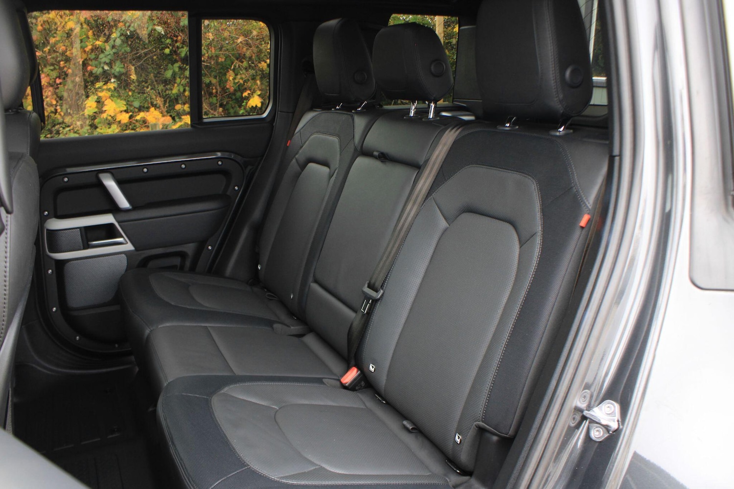 Used Land Rover Defender 2023 for sale - 76993198: Photo 22