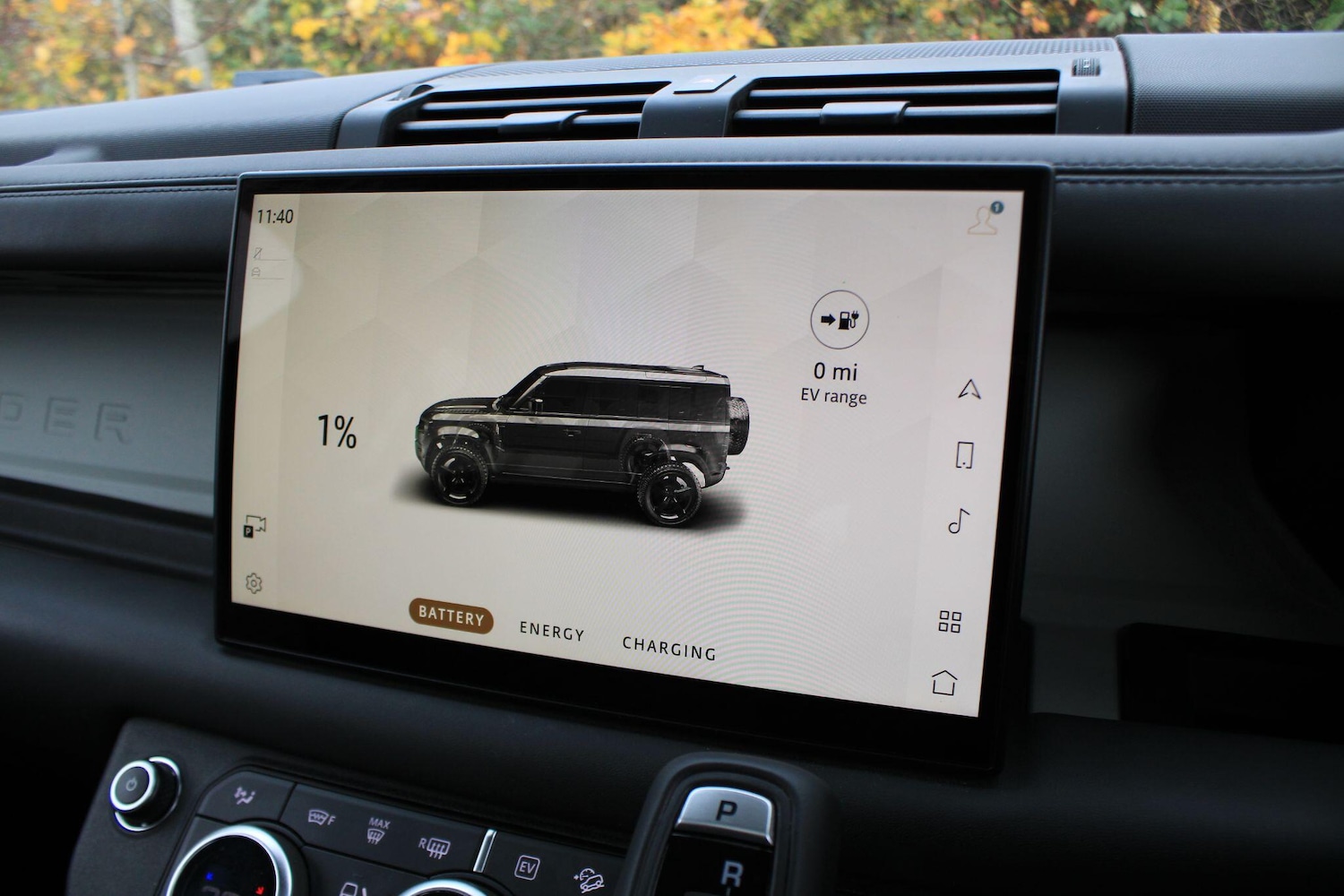 Used Land Rover Defender 2023 for sale - 76993198: Photo 30