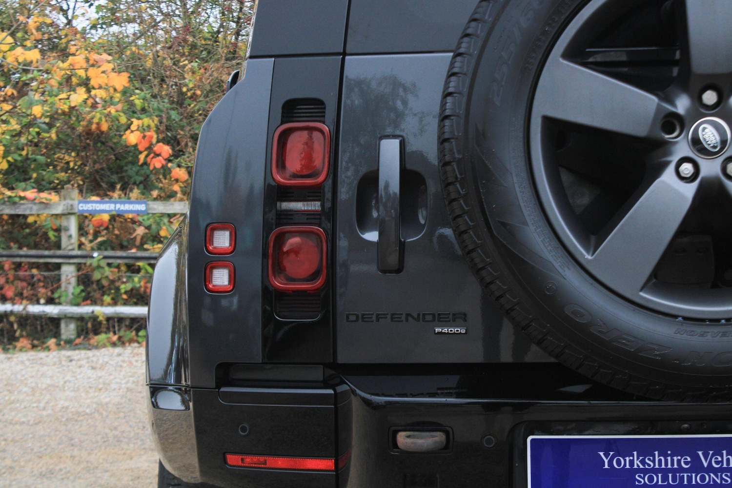 Used Land Rover Defender 2023 for sale - 76993198: Photo 42