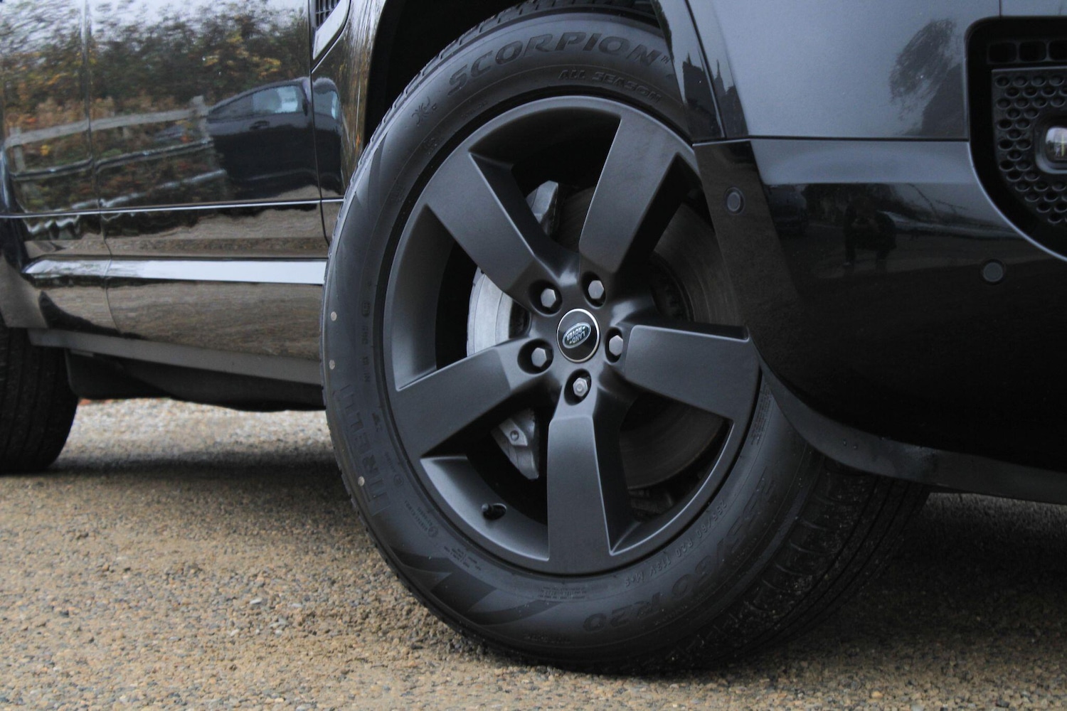 Used Land Rover Defender 2023 for sale - 76993198: Photo 9