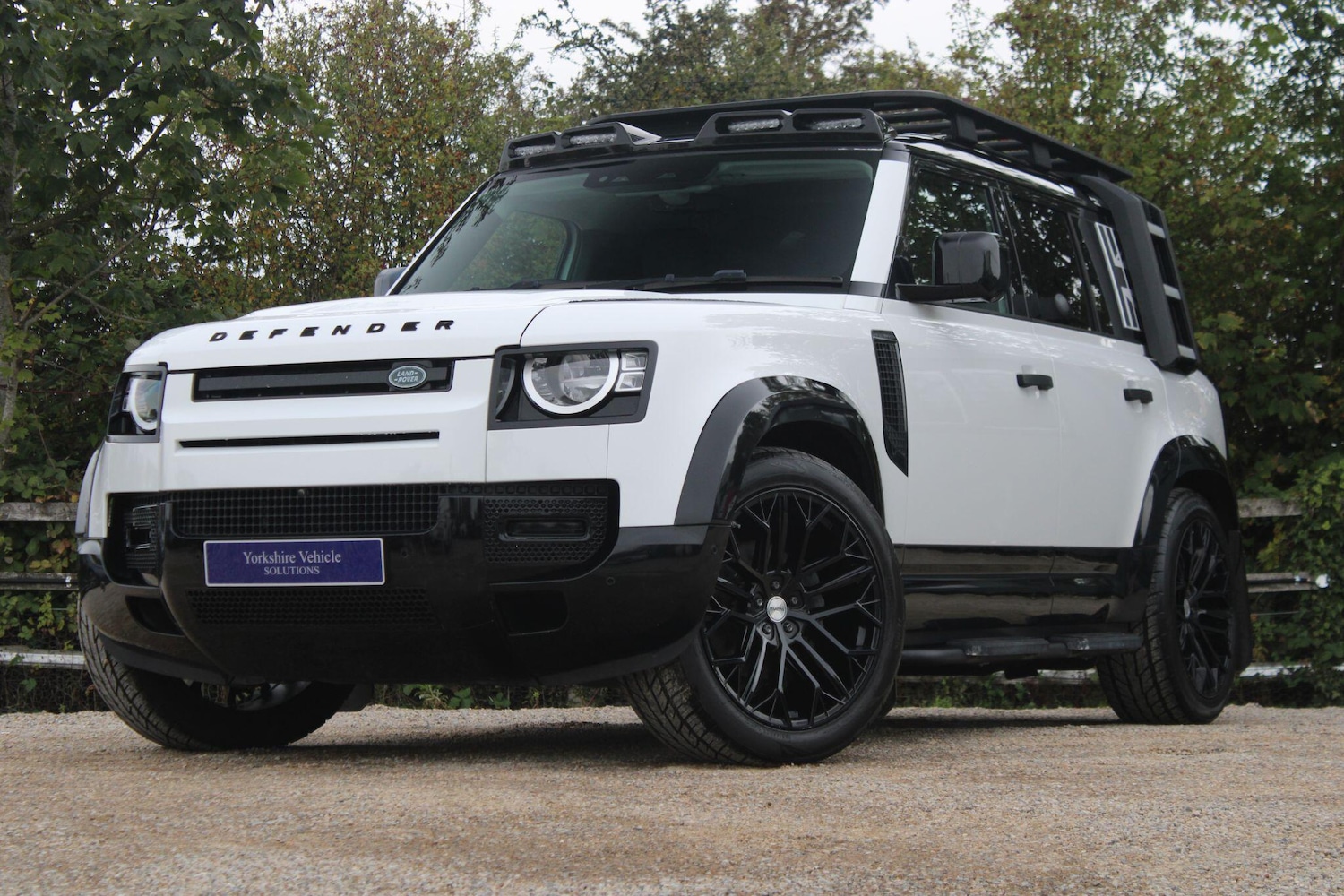 Used Land Rover Defender 110 2021 for sale - 76109413: Photo 15