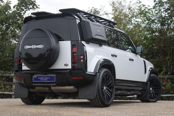 Used Land Rover Defender 110 2021 for sale - 76109413: Photo 17