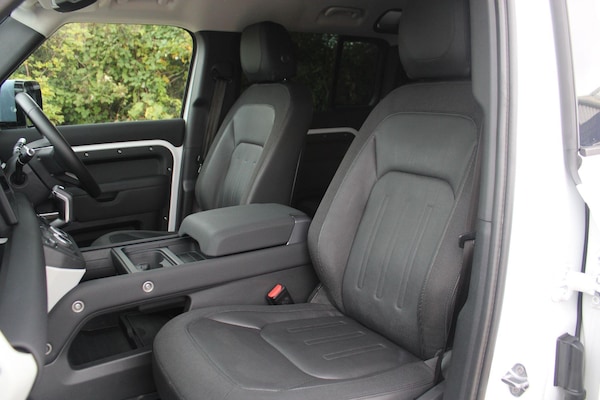 Used Land Rover Defender 110 2021 for sale - 76109413: Photo 18