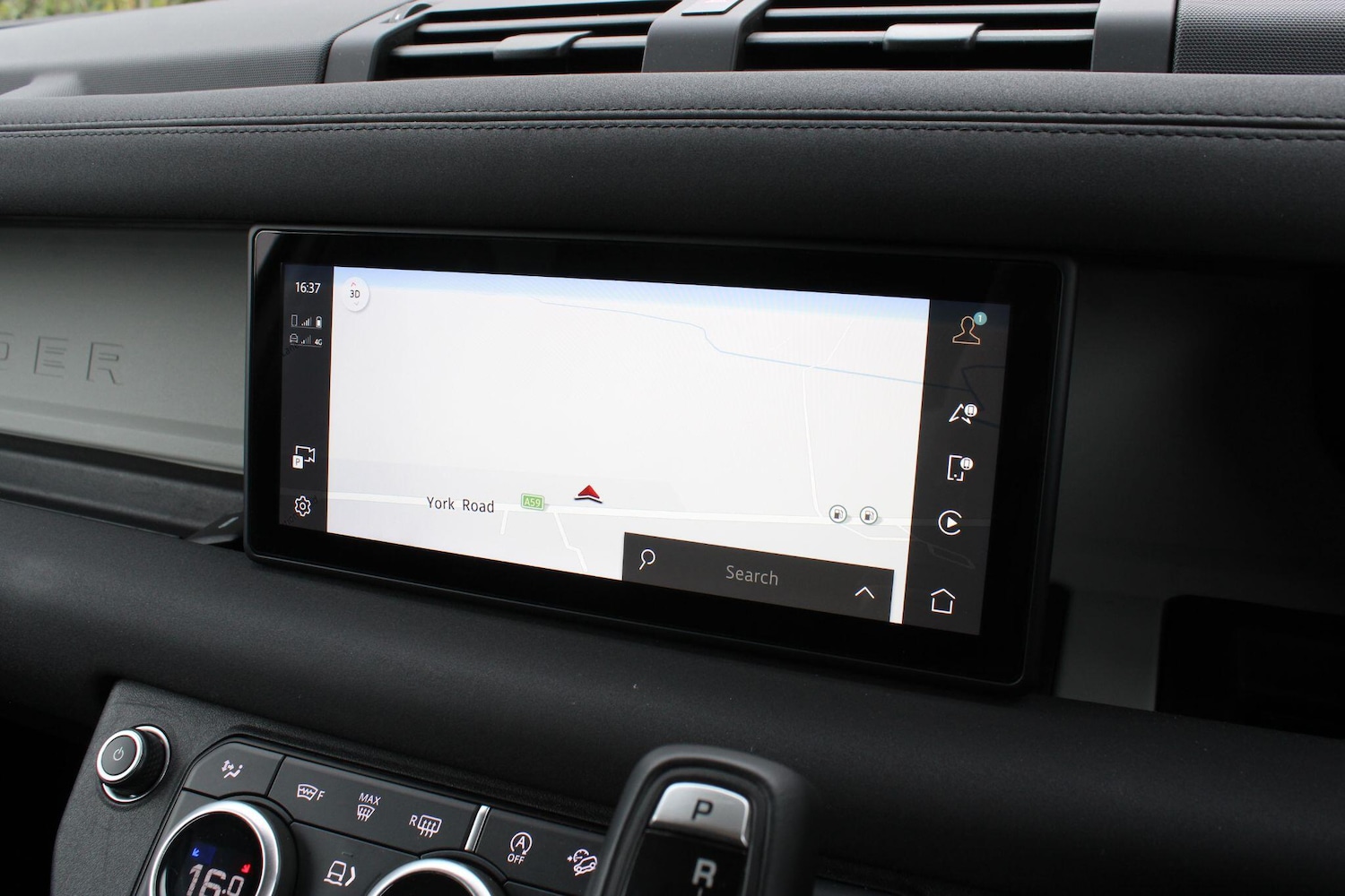 Used Land Rover Defender 110 2021 for sale - 76109413: Photo 25