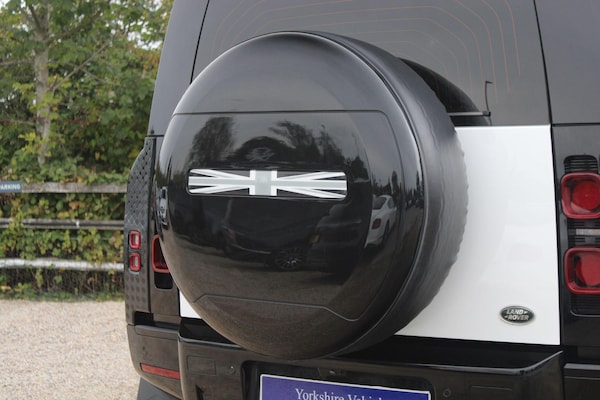 Used Land Rover Defender 110 2021 for sale - 76109413: Photo 37