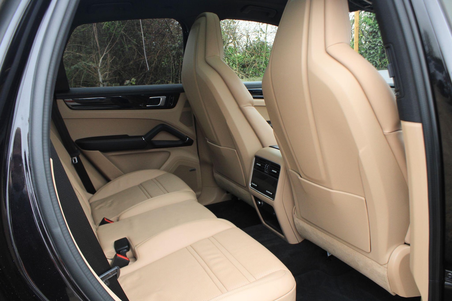 Used Porsche Cayenne 2018 for sale - 77497076: Photo 12