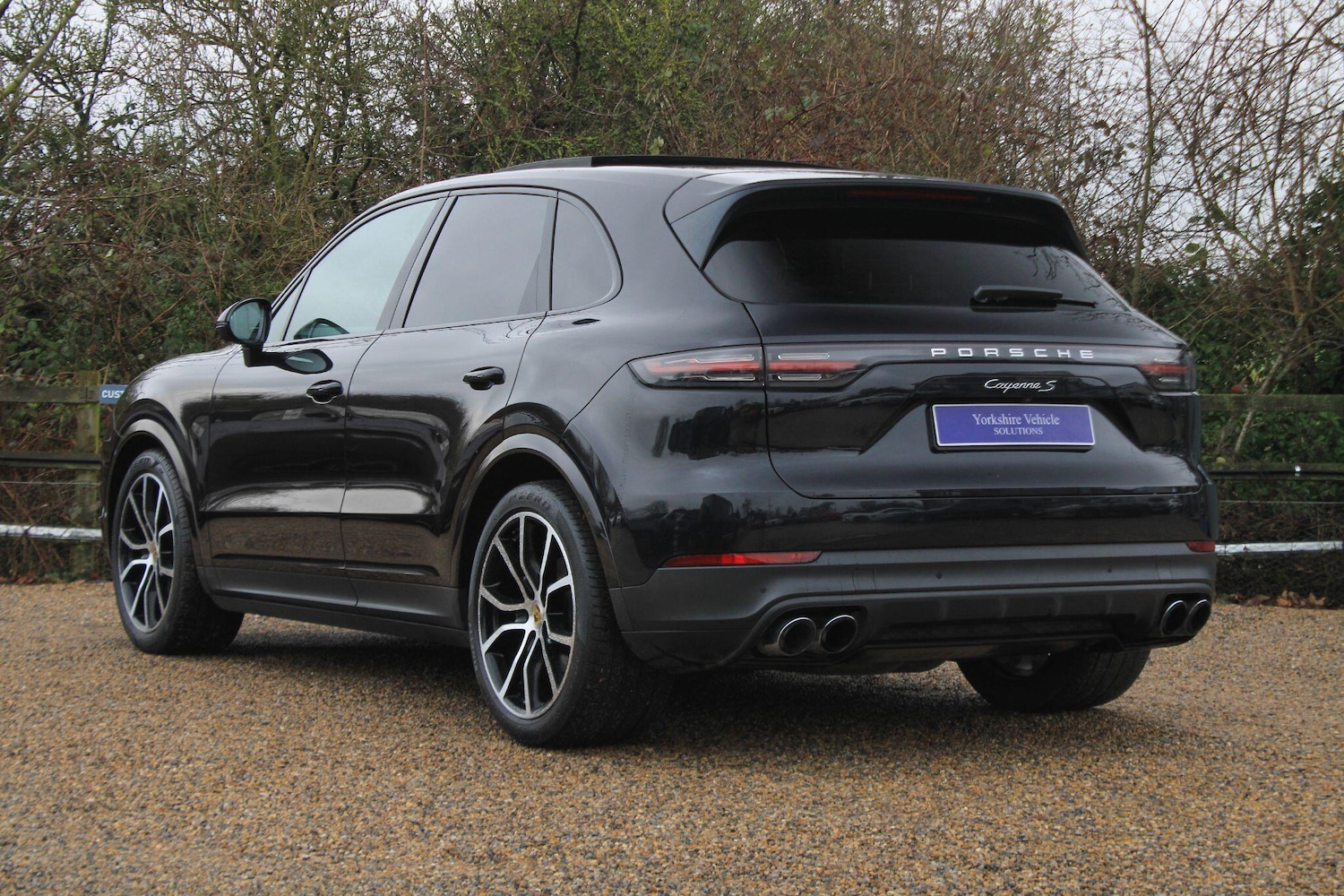 Used Porsche Cayenne 2018 for sale - 77497076: Photo 2