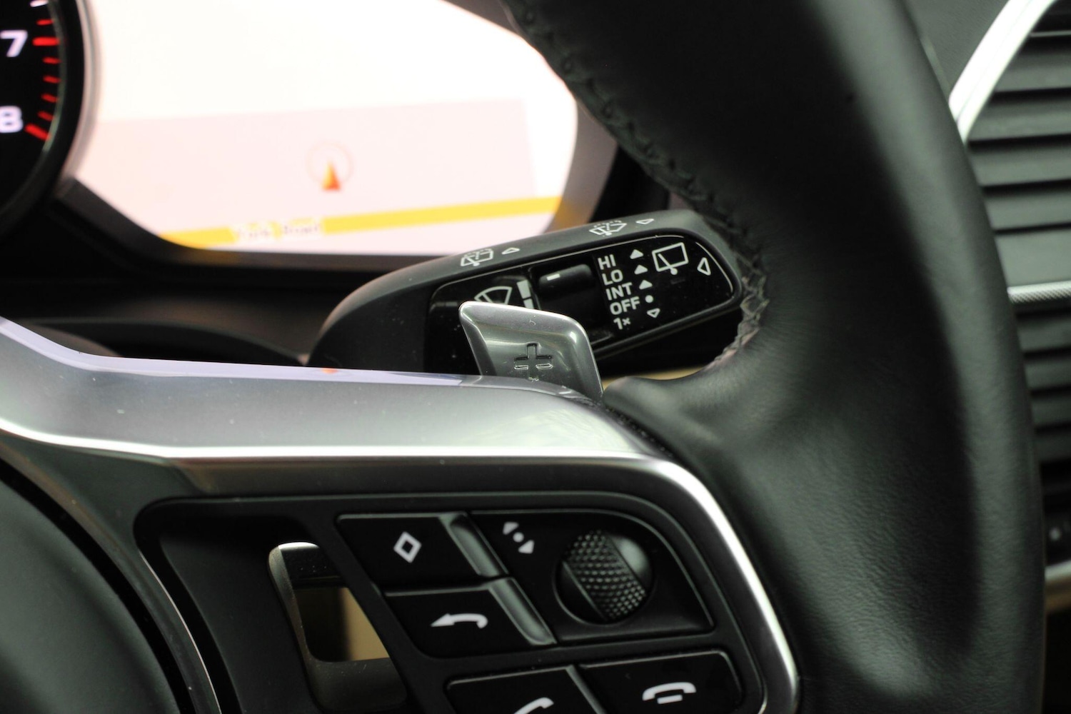 Used Porsche Cayenne 2018 for sale - 77497076: Photo 44