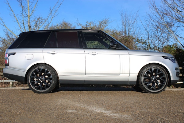 Used Land Rover Range Rover 2019 for sale - 73439420: Photo 2