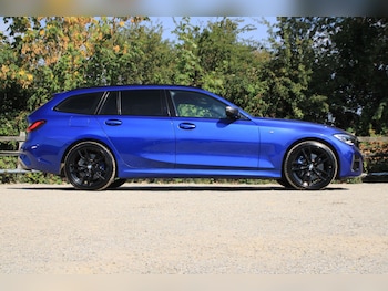 Used BMW 3 Series 2019 for sale - 79520700: Photo