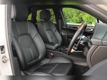 Used Porsche Macan 2019 for sale - 78752064: Photo
