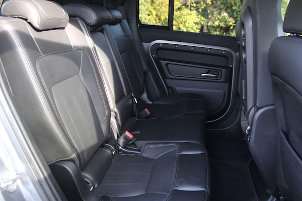Used Land Rover Defender 110 2021 for sale - 76109091: Photo 11