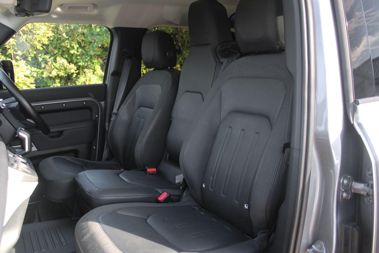 Used Land Rover Defender 110 2021 for sale - 76109091: Photo 20