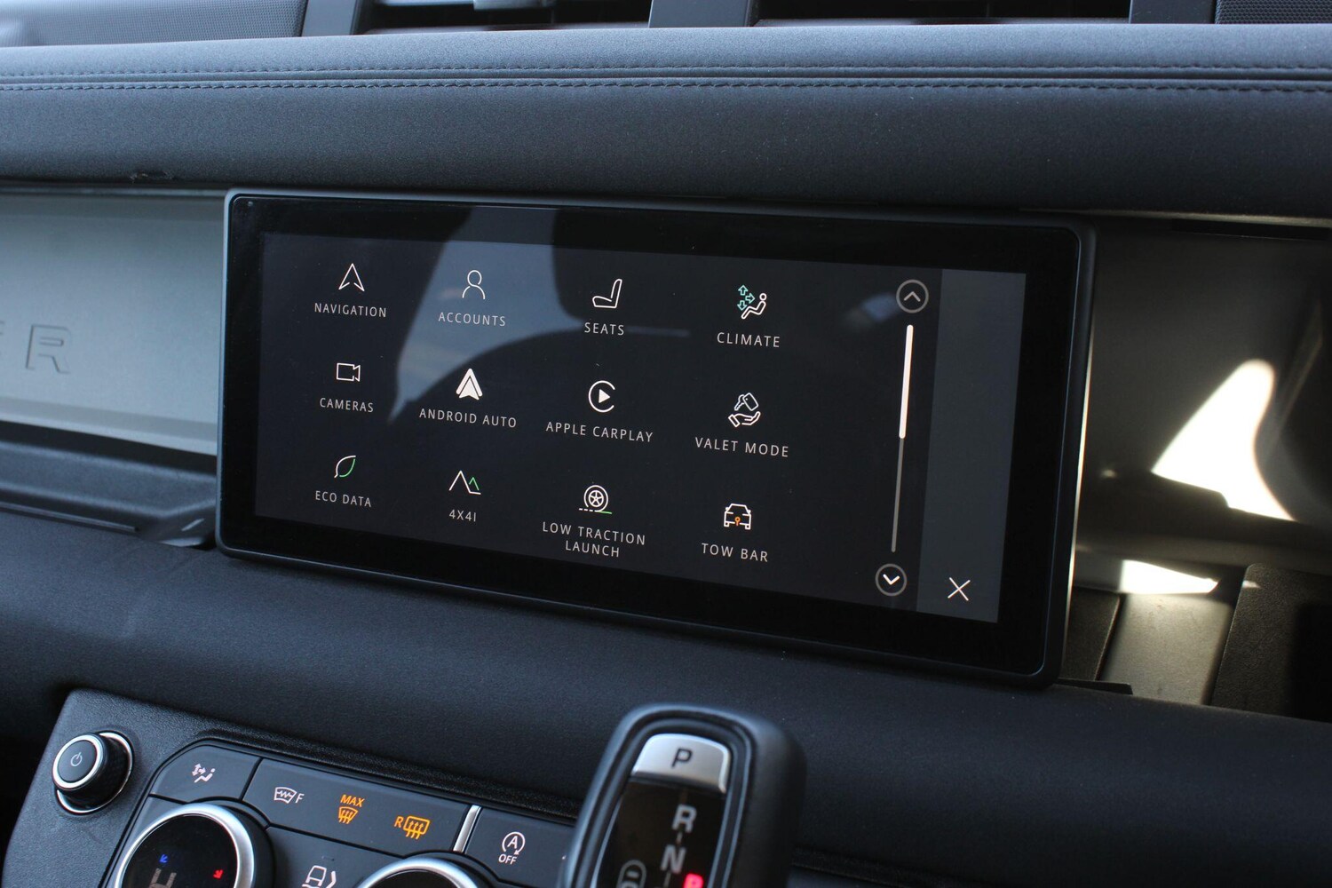 Used Land Rover Defender 110 2021 for sale - 76109091: Photo 28