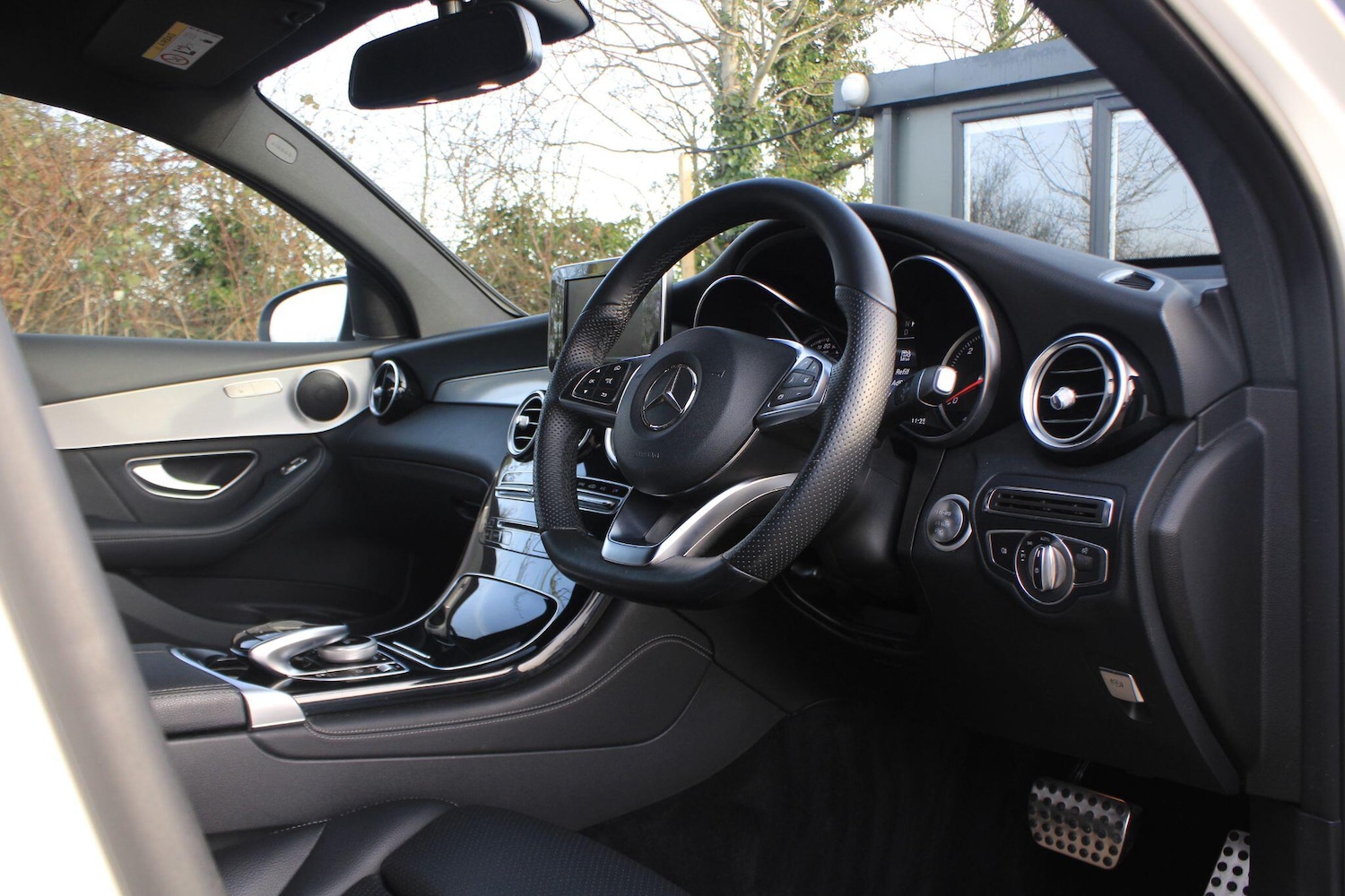 Used Mercedes-Benz GLC 2017 for sale - 77143980: Photo 5