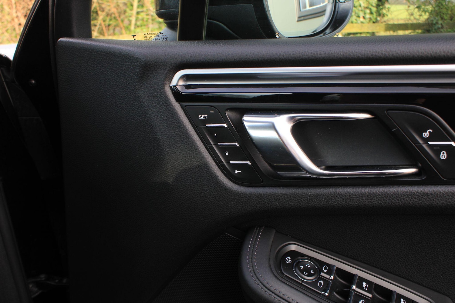 Used Porsche Macan 2016 for sale - 77495776: Photo 32