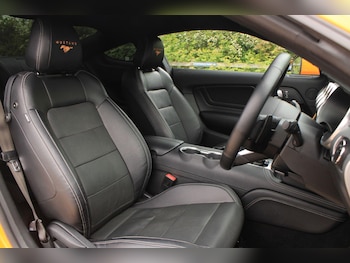 Used Ford Mustang 2019 for sale - 78548605: Photo