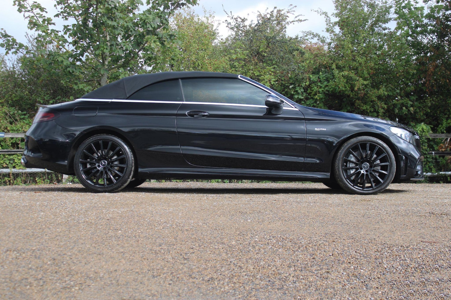 Used Mercedes-Benz C Class 2019 for sale - 76989397: Photo 2