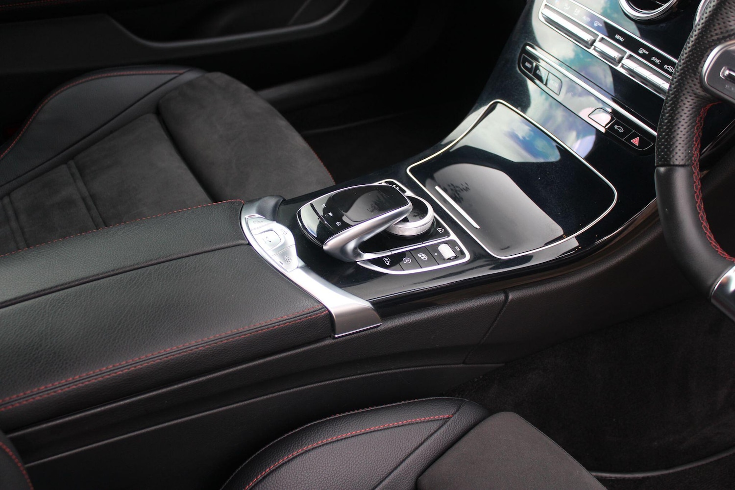 Used Mercedes-Benz C Class 2019 for sale - 76989397: Photo 27