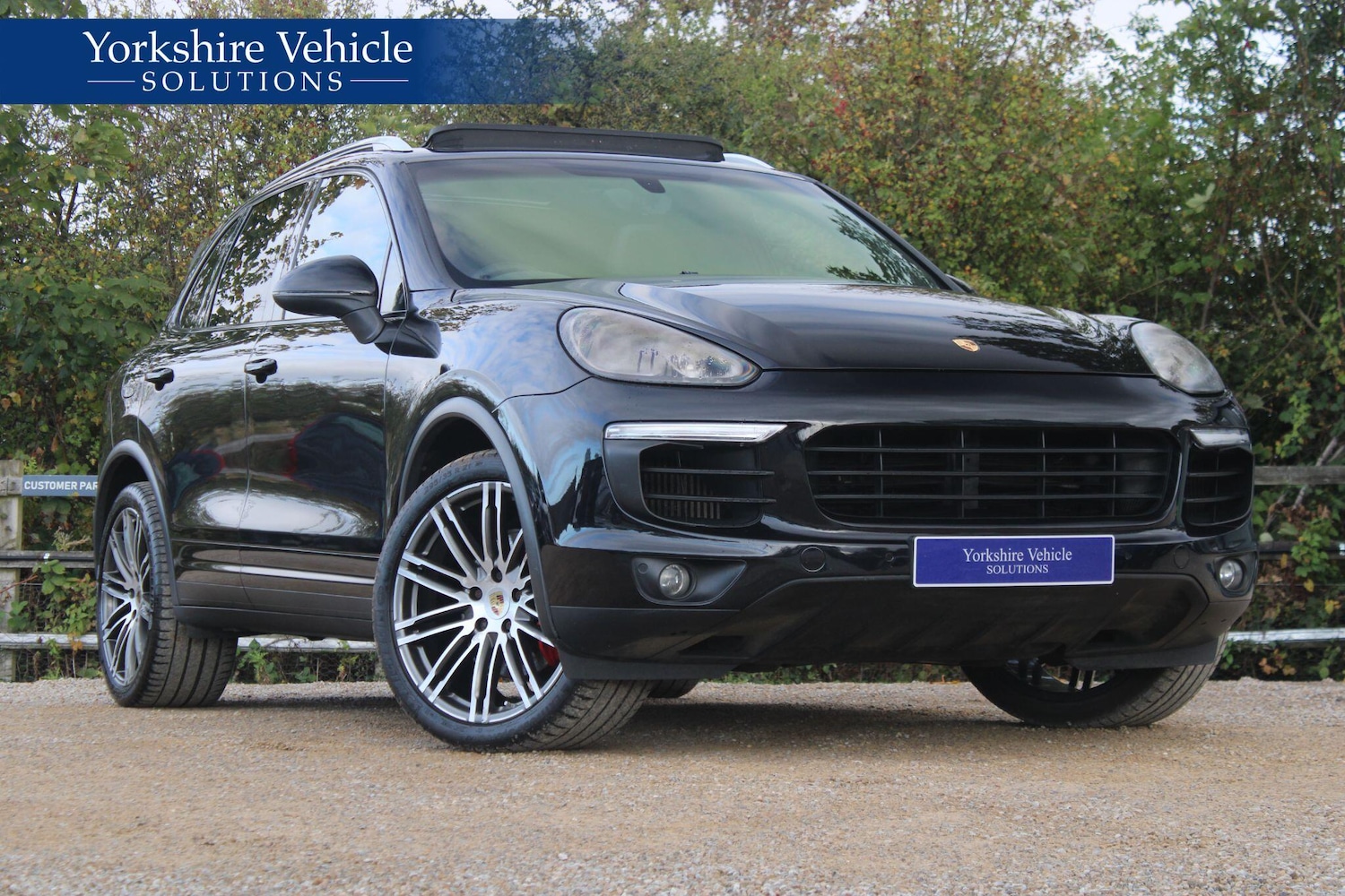 Used Porsche Cayenne 2016 for sale - 76238658: Photo 1