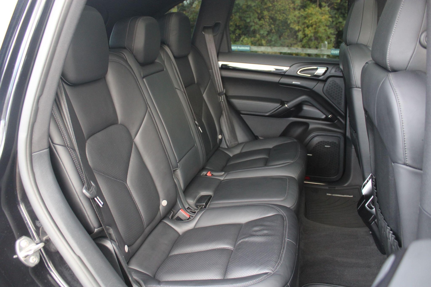 Used Porsche Cayenne 2016 for sale - 76238658: Photo 11