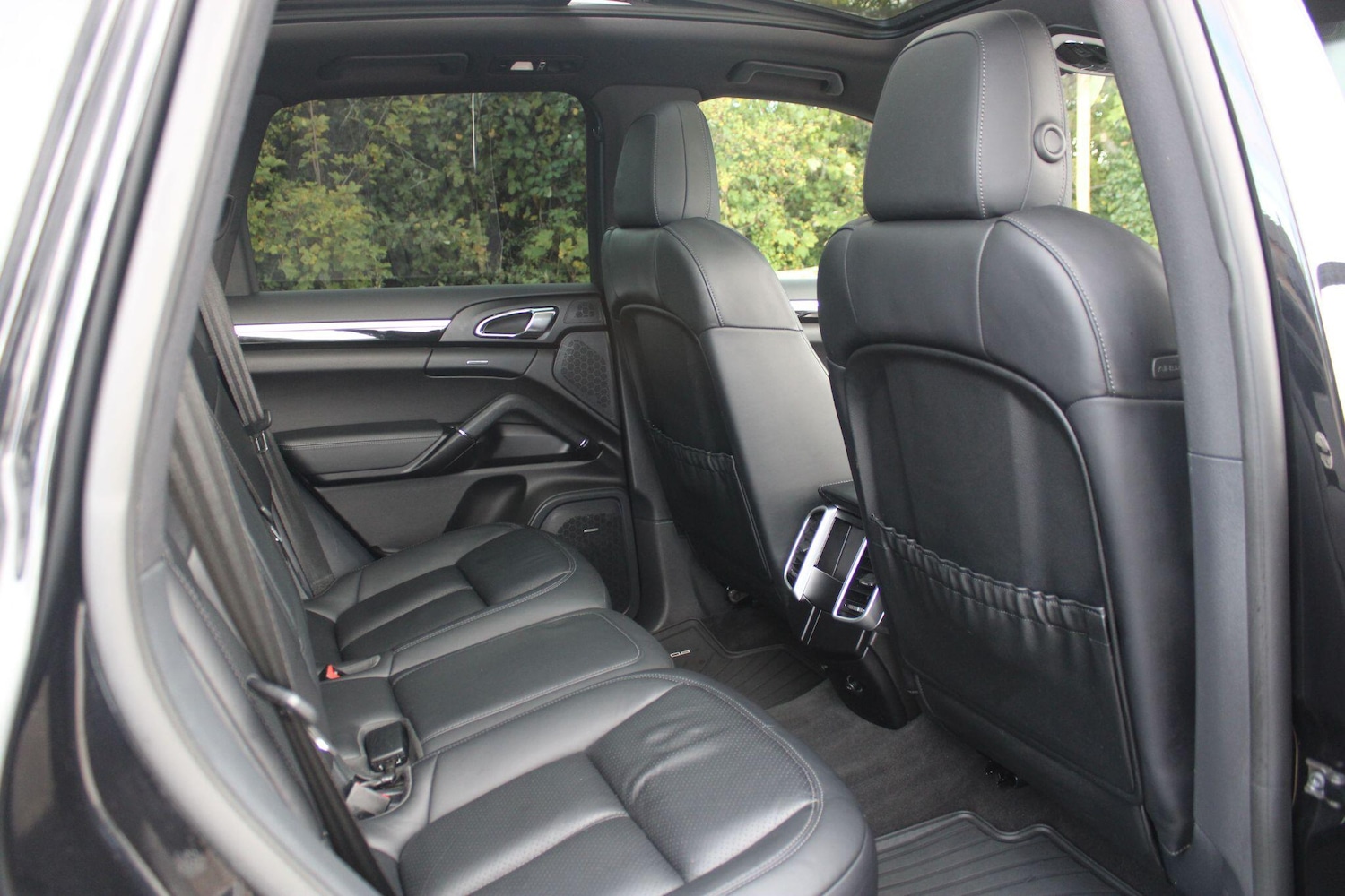 Used Porsche Cayenne 2016 for sale - 76238658: Photo 12