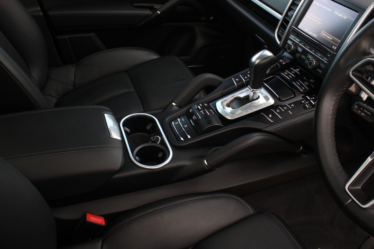 Used Porsche Cayenne 2016 for sale - 76238658: Photo 23