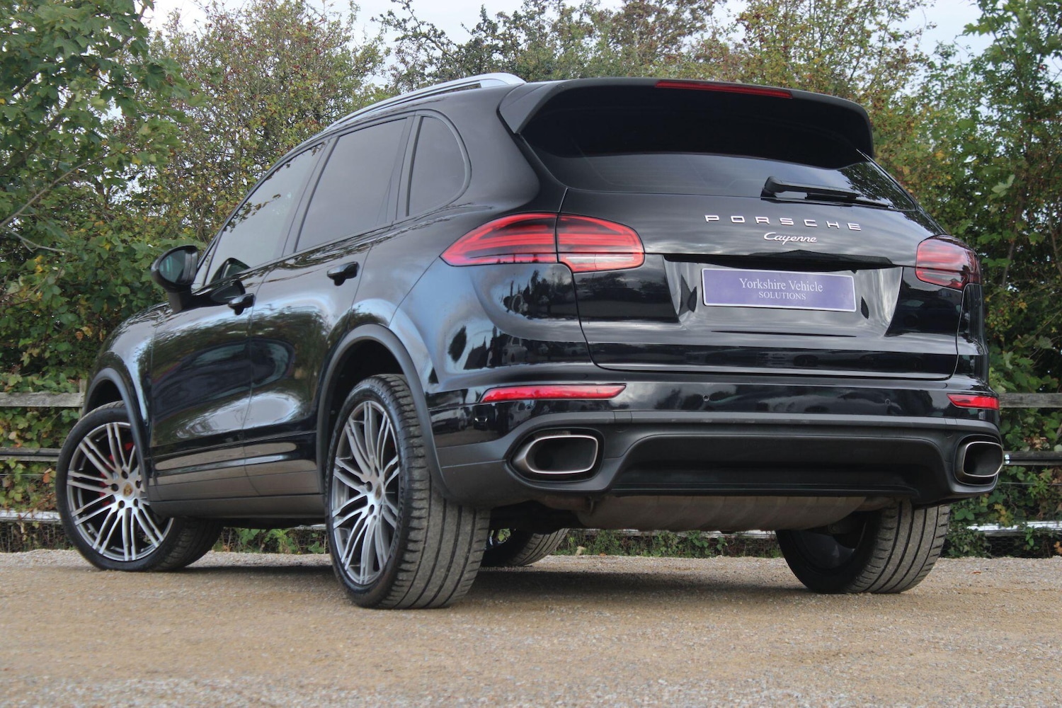 Used Porsche Cayenne 2016 for sale - 76238658: Photo 3