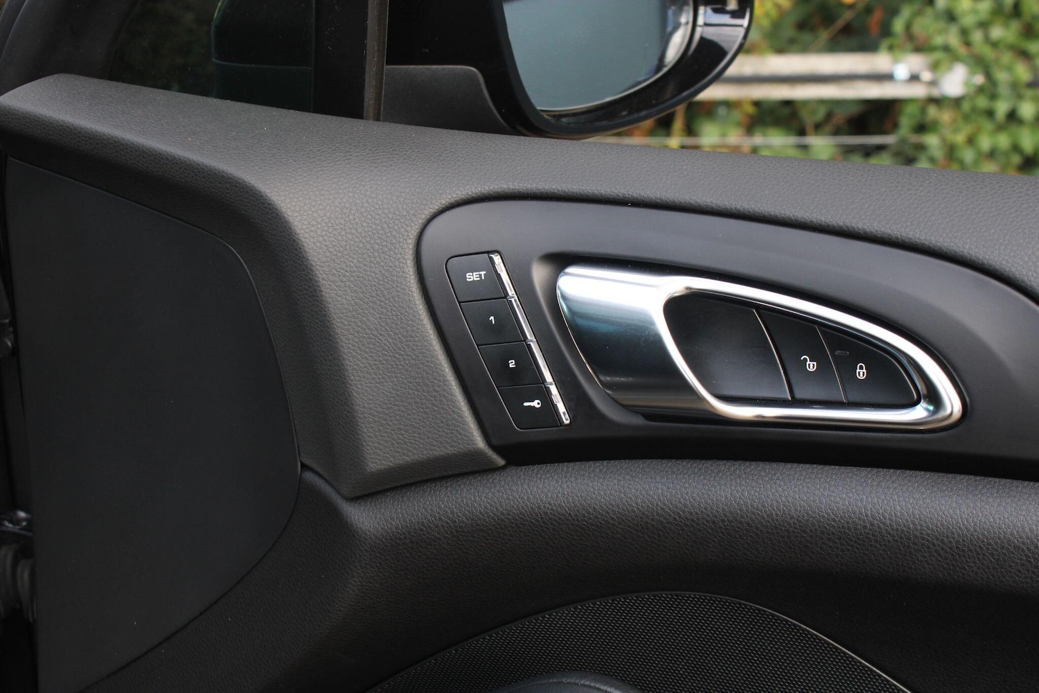 Used Porsche Cayenne 2016 for sale - 76238658: Photo 33