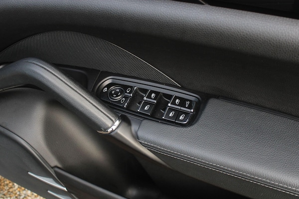 Used Porsche Cayenne for sale - 76238658: Photo 34