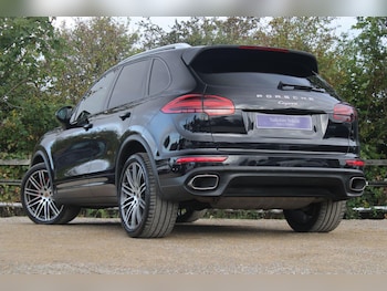 Used Porsche Cayenne for sale - 76238658: Photo 3