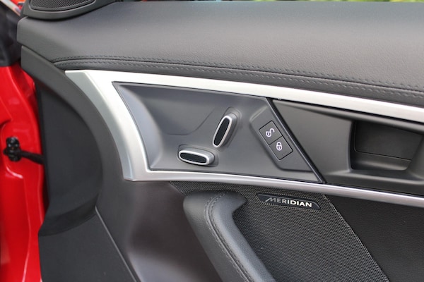 Used Jaguar F-Type for sale - 75757560: Photo 24