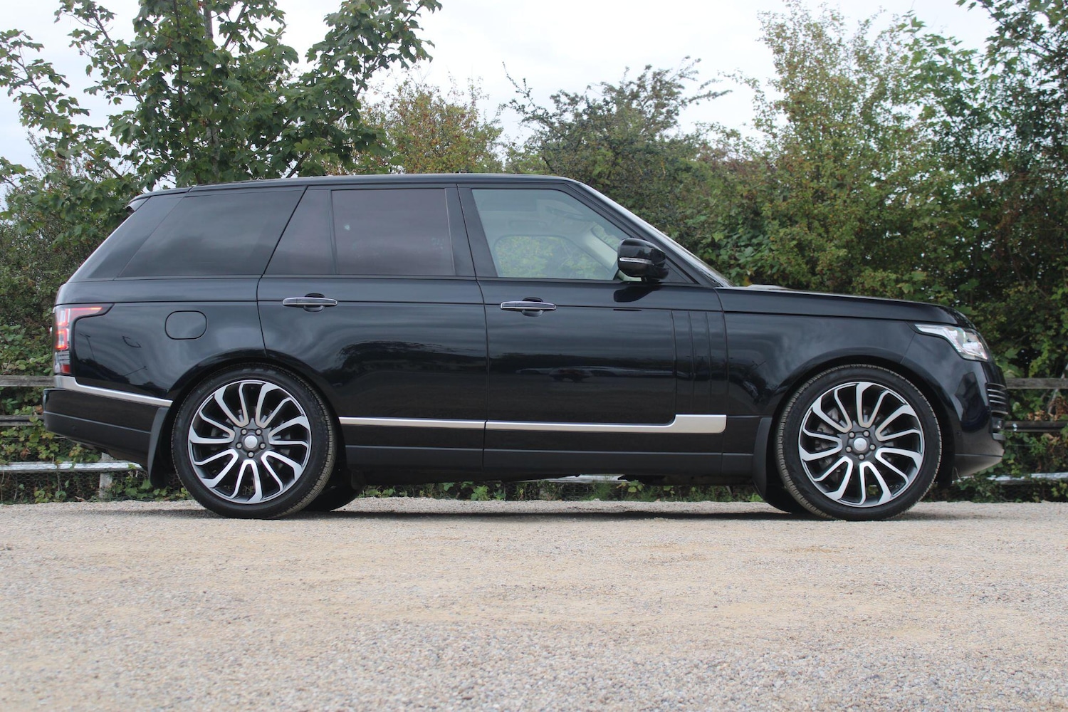 Used Land Rover Range Rover 2017 for sale - 76084402: Photo 2