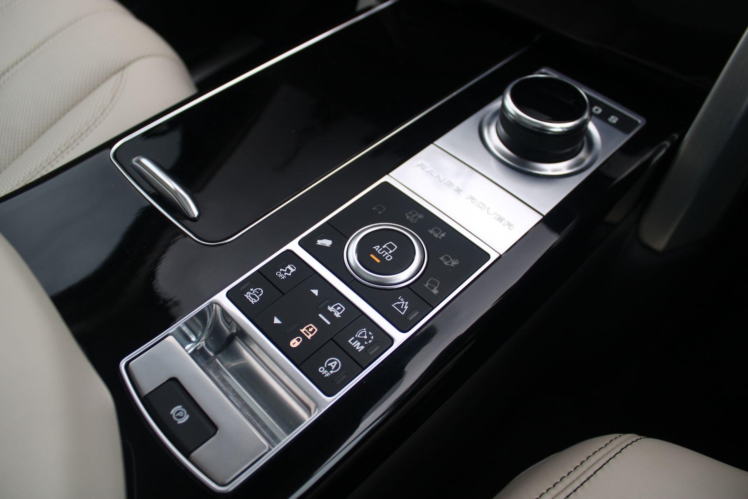 Used Land Rover Range Rover 2017 for sale - 76084402: Photo 39