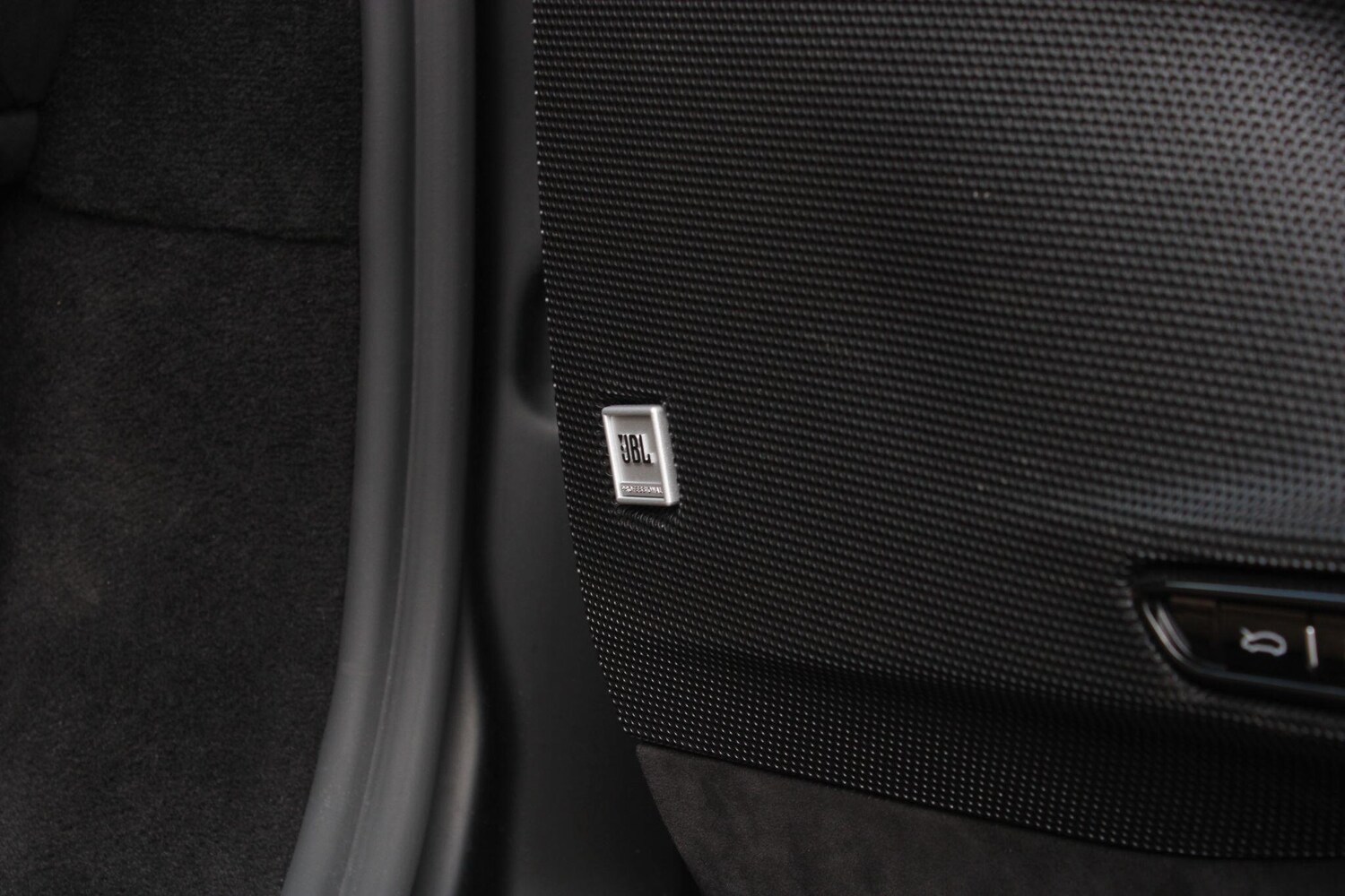 Used Ferrari SF90 Spider for sale - 78156949: Photo 9