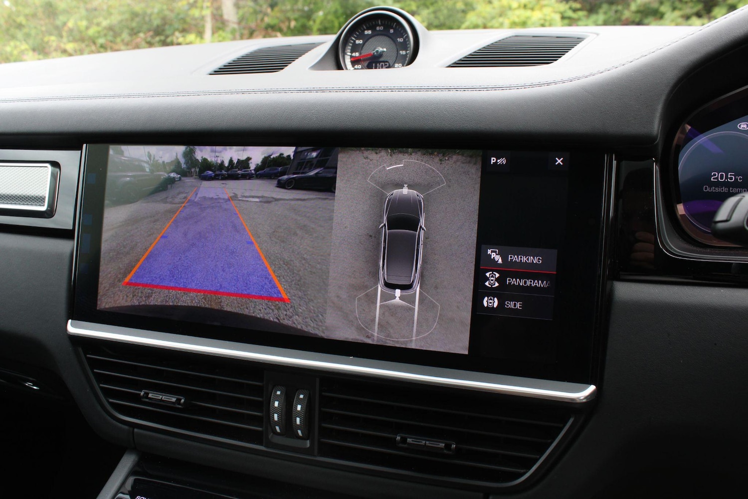 Used Porsche Cayenne 2018 for sale - 76988003: Photo 15