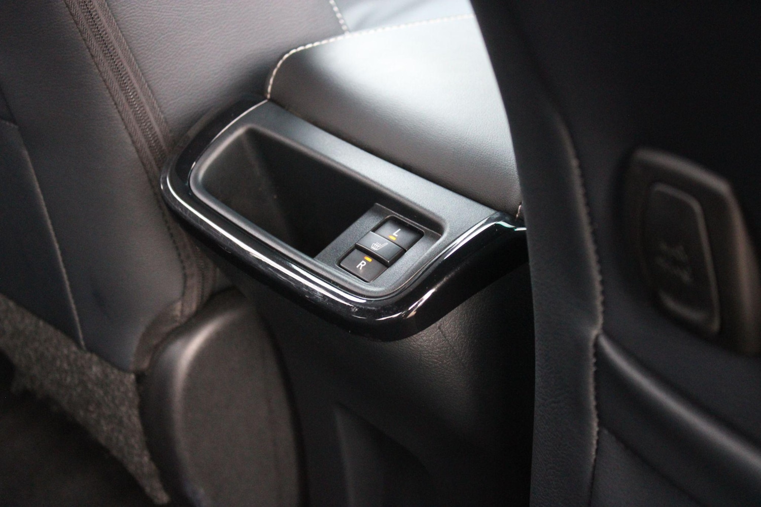 Used Toyota Hilux 2023 for sale - 76990338: Photo 30