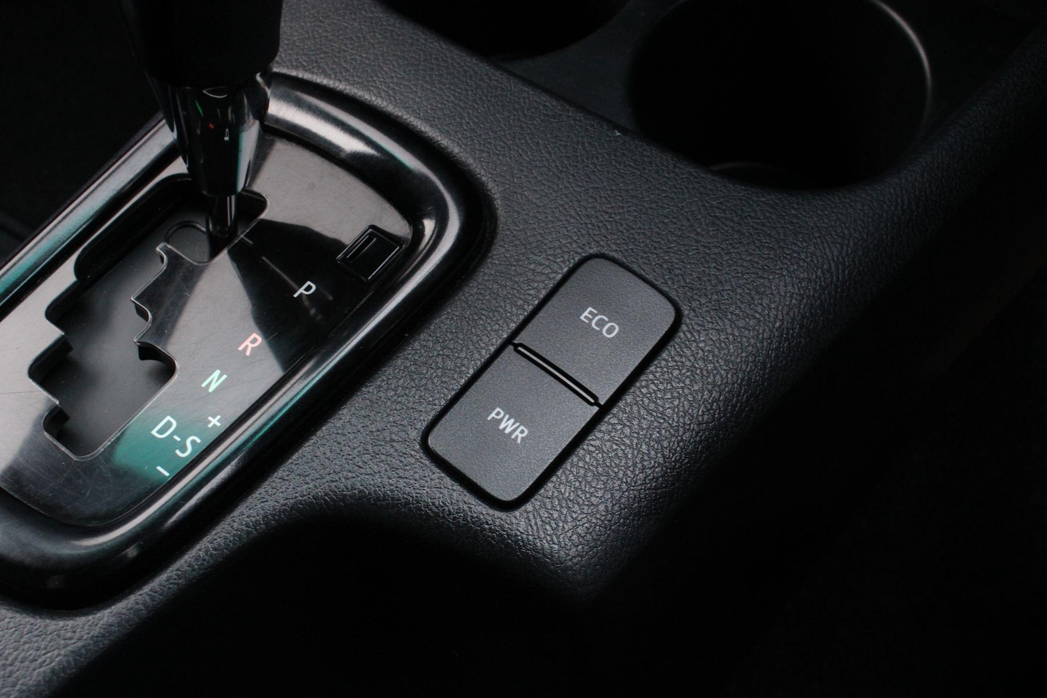 Used Toyota Hilux 2023 for sale - 76990338: Photo 31