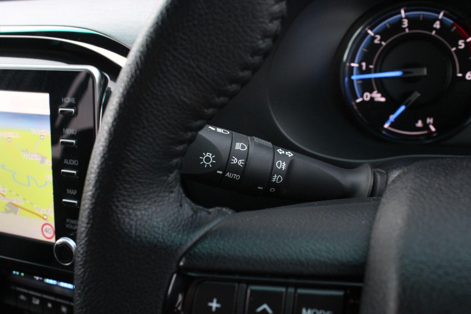 Used Toyota Hilux 2023 for sale - 76990338: Photo 34