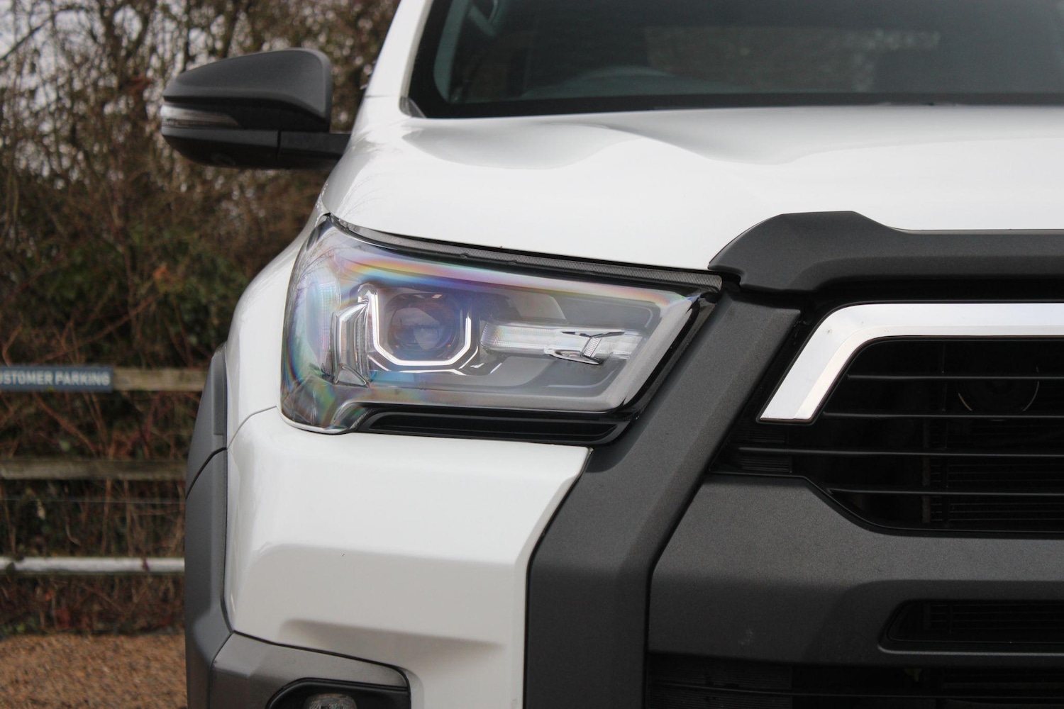 Used Toyota Hilux 2023 for sale - 76990338: Photo 38