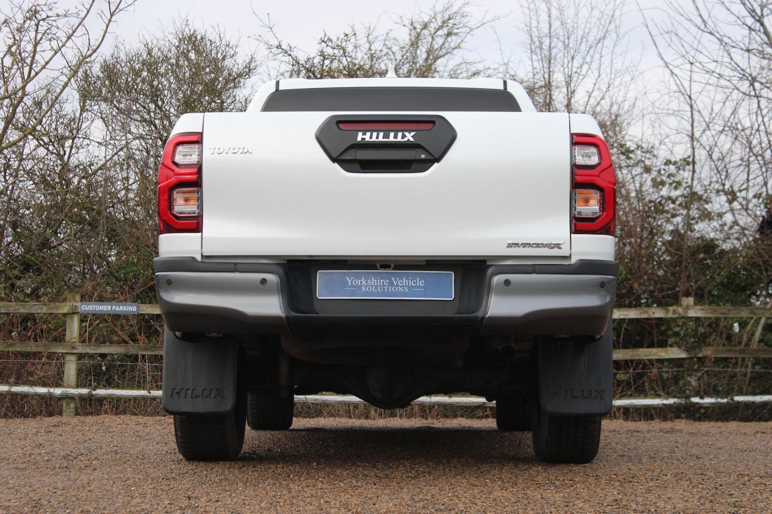 Used Toyota Hilux 2023 for sale - 76990338: Photo 40