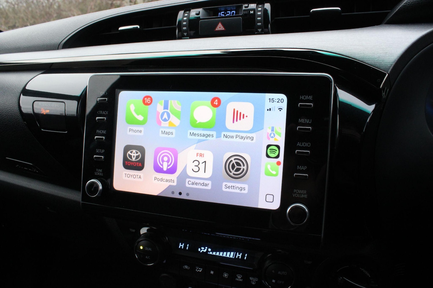 Used Toyota Hilux 2023 for sale - 76990338: Photo 6