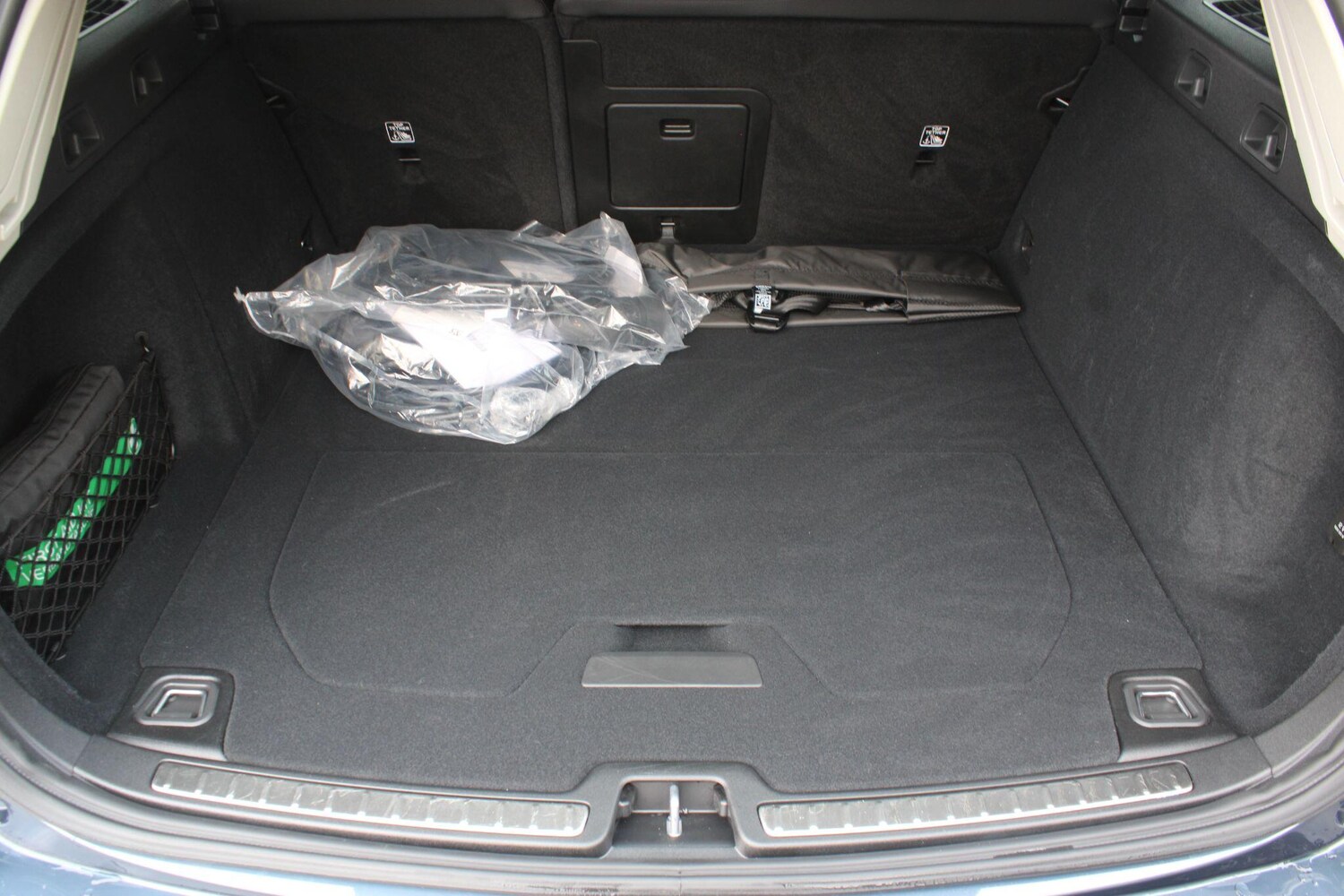 Used Volvo V60 2025 for sale - 76214700: Photo 12