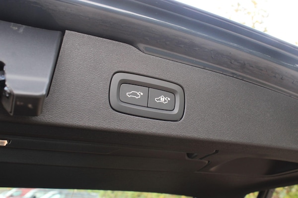 Used Volvo V60 2025 for sale - 76214700: Photo 13