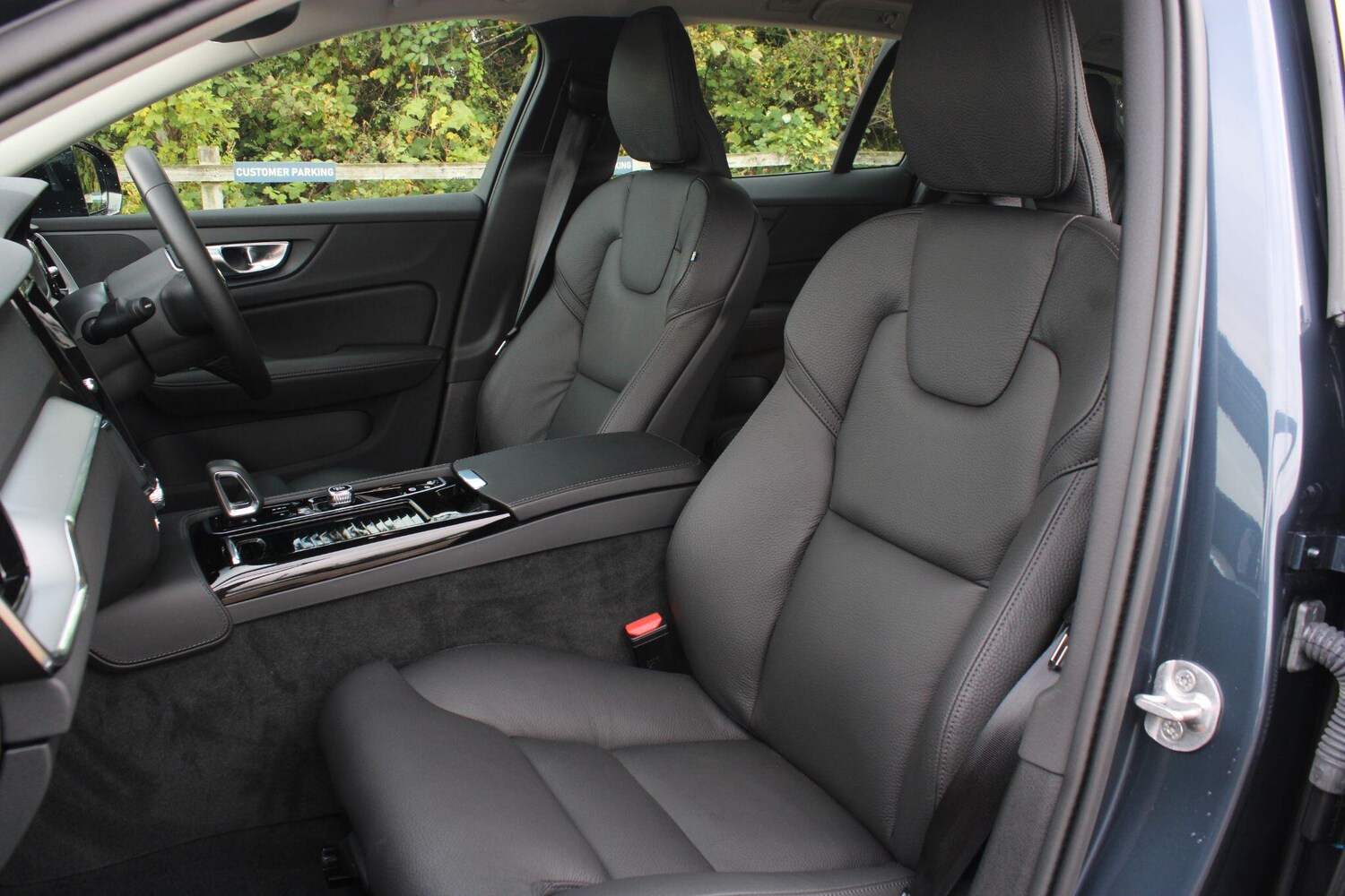 Used Volvo V60 2025 for sale - 76214700: Photo 19