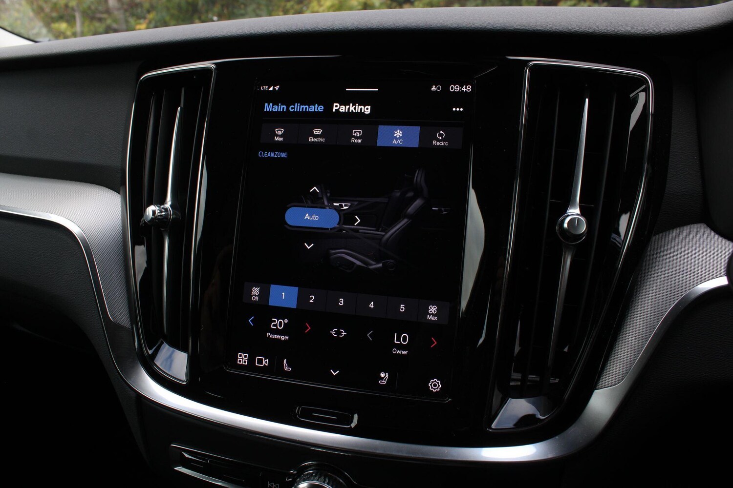 Used Volvo V60 2025 for sale - 76214700: Photo 29