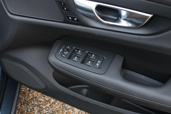 Used Volvo V60 2025 for sale - 76214700: Photo 36