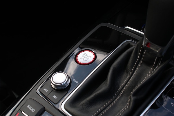 Used Audi S6 Saloon for sale - 75600664: Photo 31
